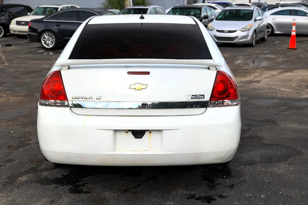 2010 Chevrolet Impala 9th Gen - Image 9 of 21