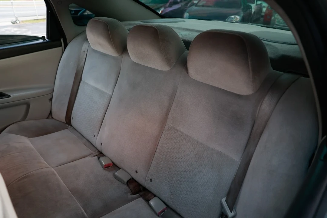 2010 Chevrolet Impala 9th Gen - Image 8 of 12