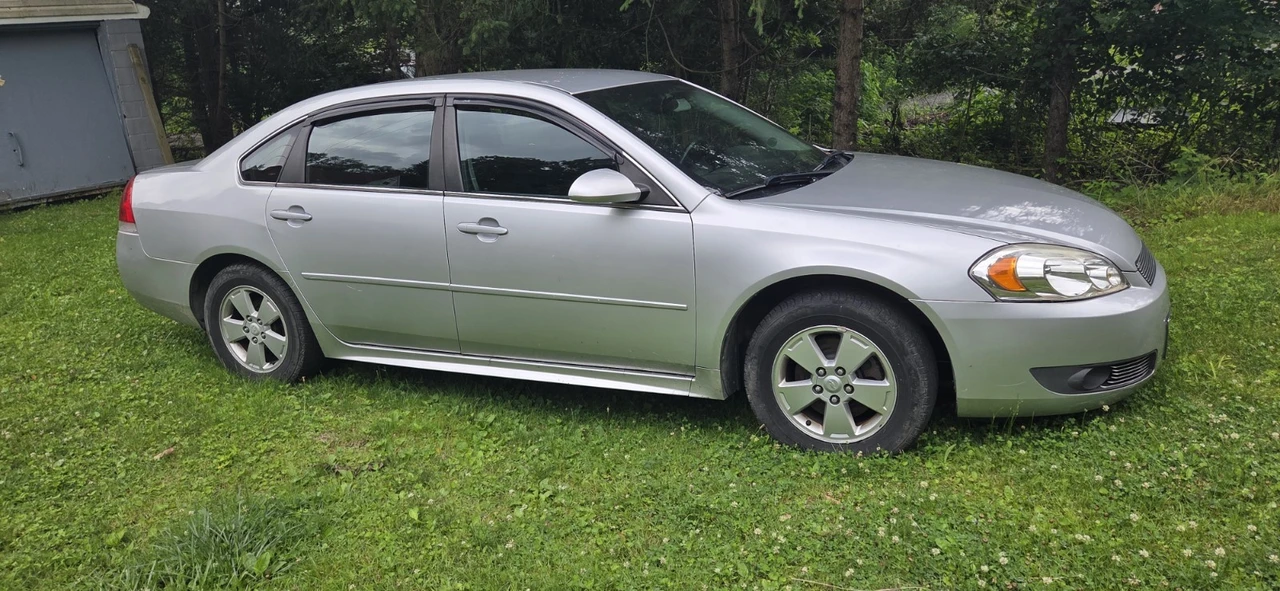 2010 Chevrolet Impala 9th Gen - Image 9 of 12