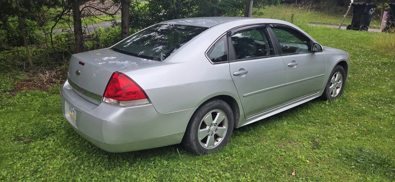 2010 Chevrolet Impala 9th Gen - Image 10 of 12