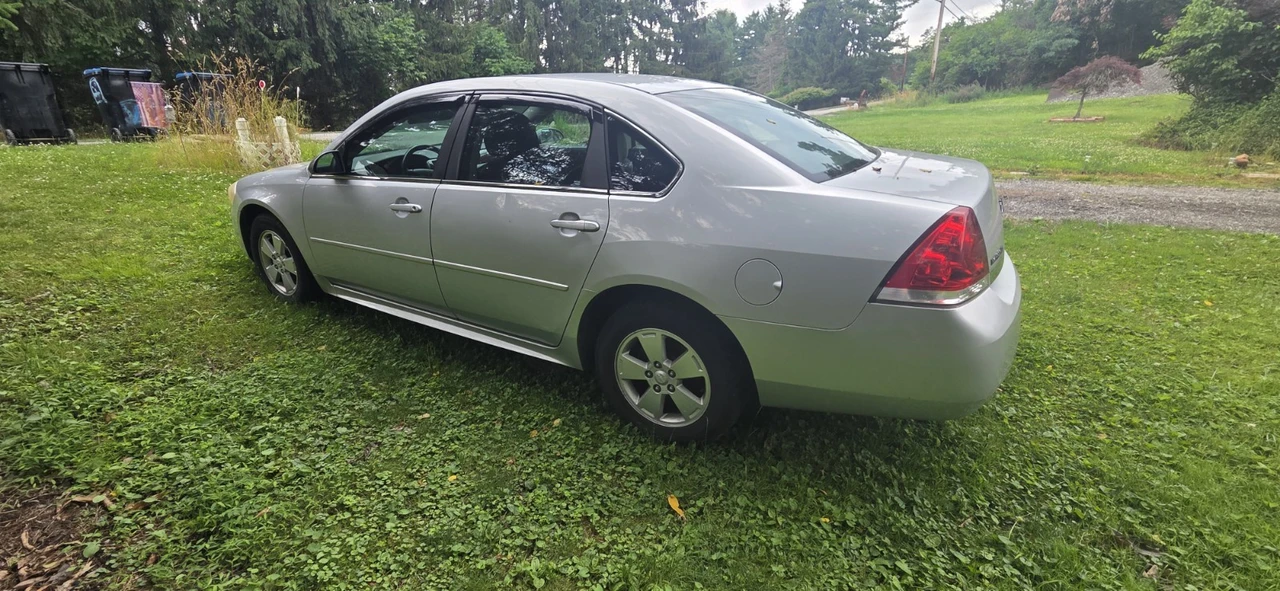 2010 Chevrolet Impala 9th Gen - Image 8 of 12