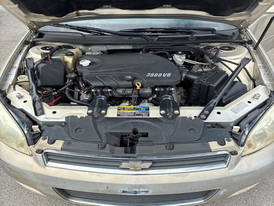 2010 Chevrolet Impala 9th Gen - Image 13 of 14
