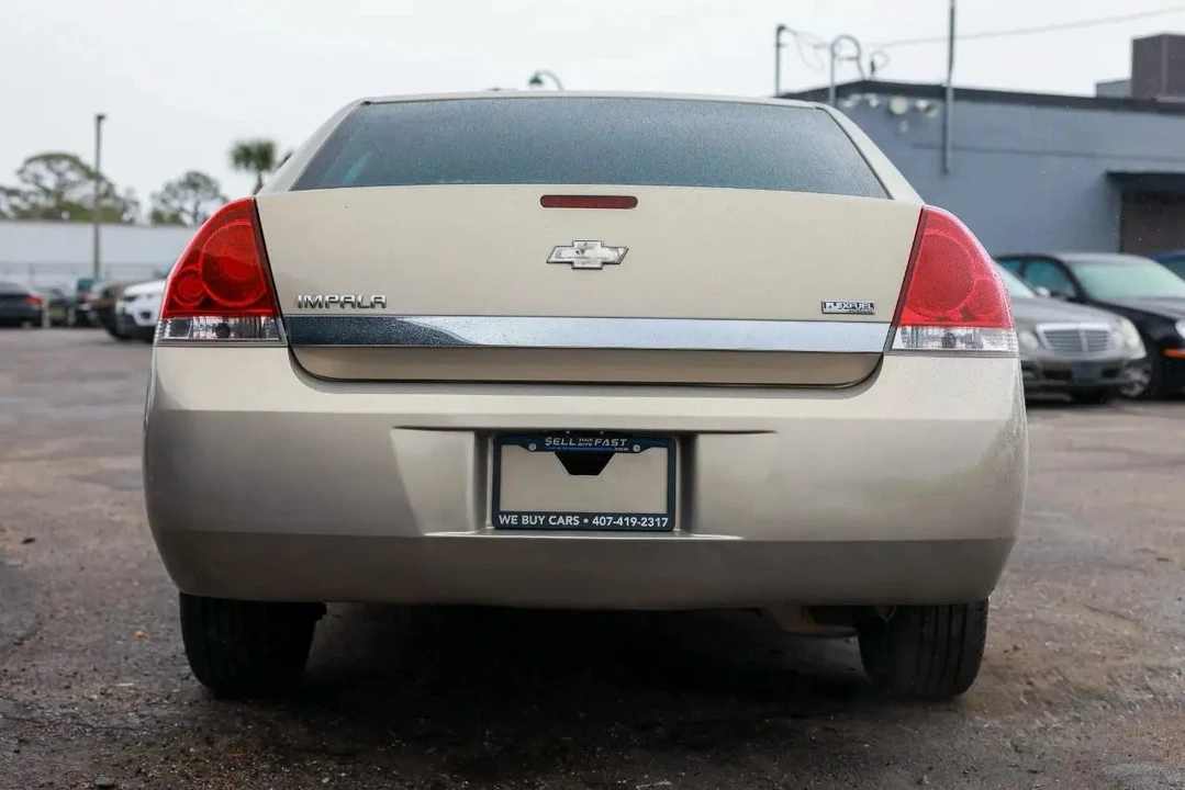 2010 Chevrolet Impala 8th Gen - Image 7 of 12