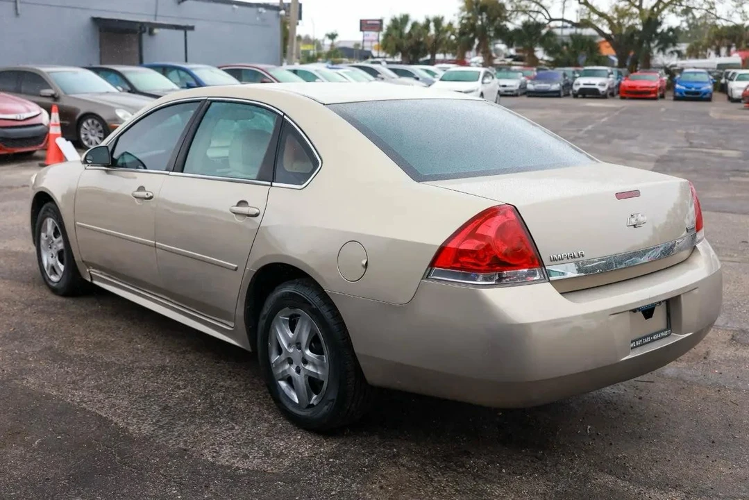 2010 Chevrolet Impala 8th Gen - Image 5 of 12