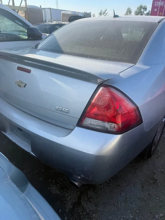 2010 Chevrolet Impala 9th Gen - Image 4 of 9