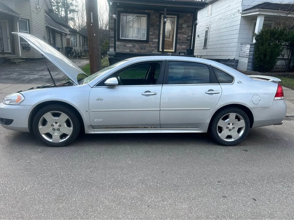 2010 Chevrolet Impala 9th Gen - Image 3 of 7