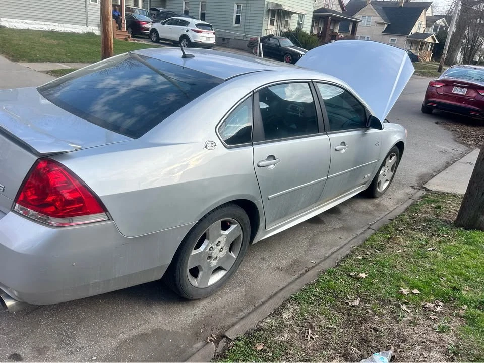 2010 Chevrolet Impala 9th Gen - Image 2 of 7