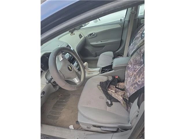 2010 Chevrolet Malibu - Image 7 of 10