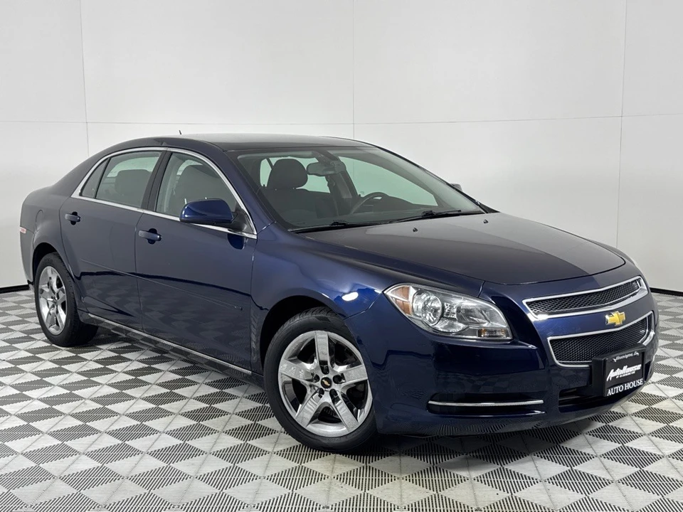 2010 Chevrolet Malibu - Image 2 of 12