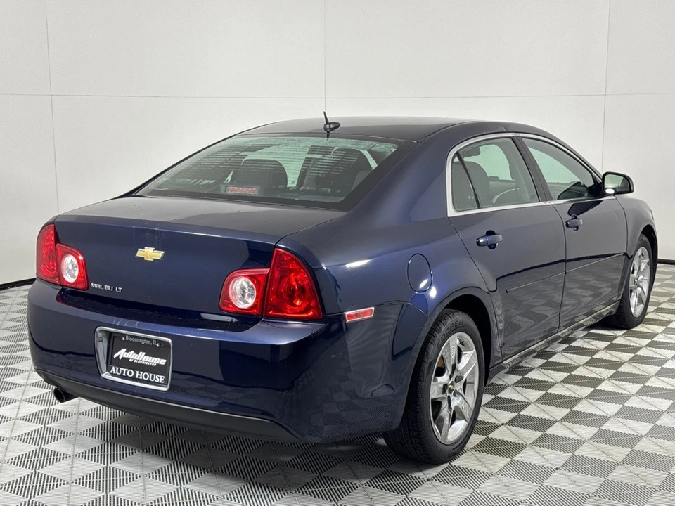 2010 Chevrolet Malibu - Image 5 of 12