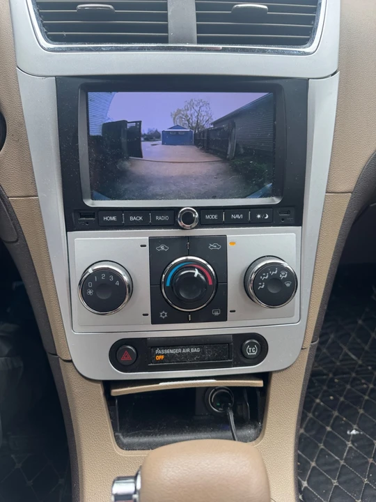 2010 Chevrolet Malibu - Image 11 of 14