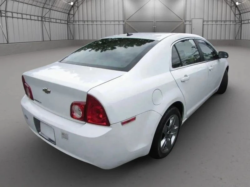 2010 Chevrolet Malibu - Image 10 of 12