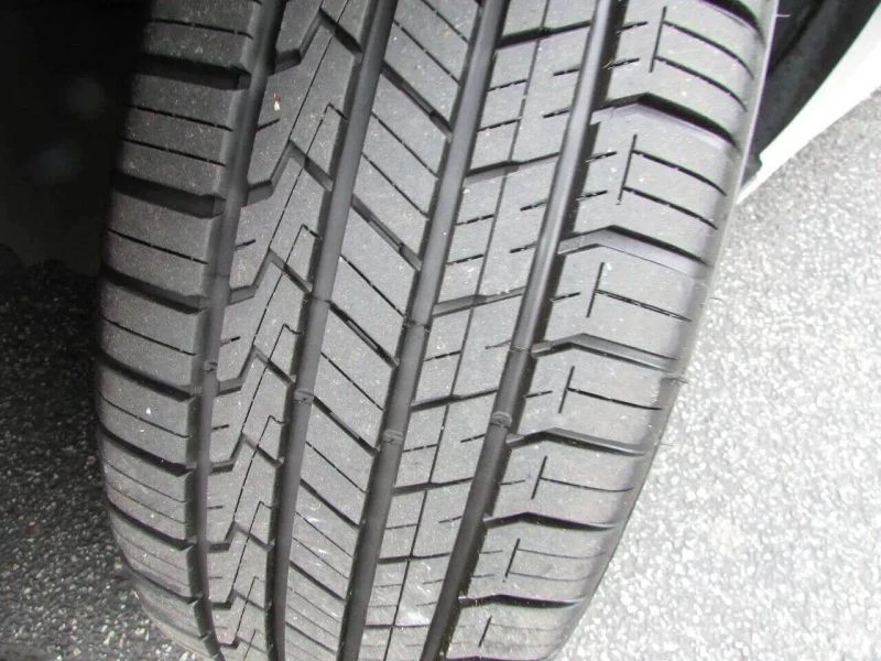 2010 Chevrolet Malibu - Image 12 of 12