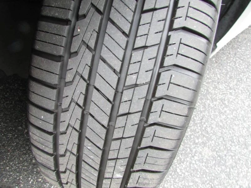 2010 Chevrolet Malibu - Image 12 of 12