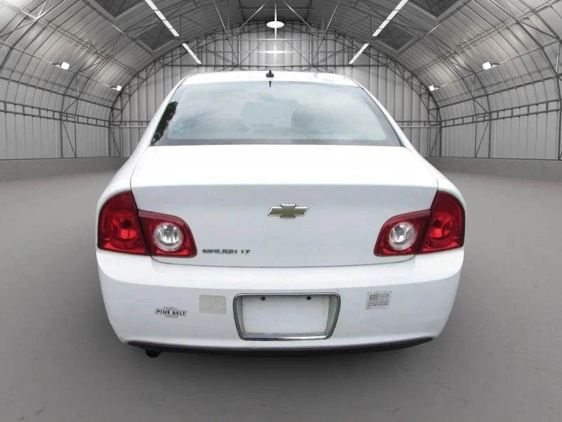 2010 Chevrolet Malibu - Image 8 of 12