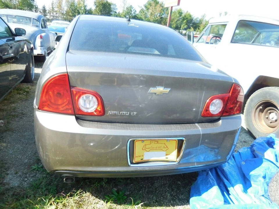 2010 Chevrolet Malibu - Image 5 of 19