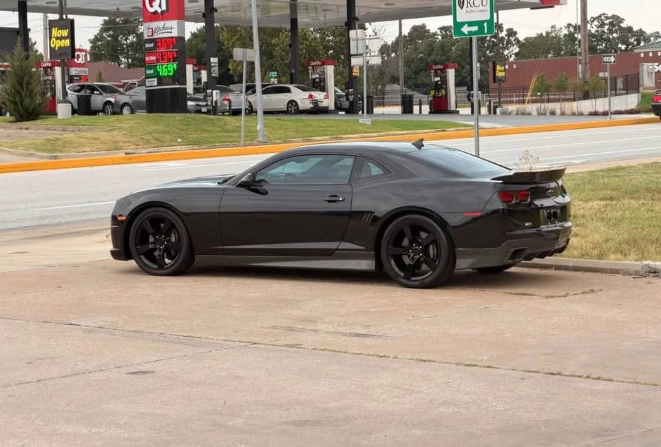2010 Chevrolet SS - Image 3 of 13