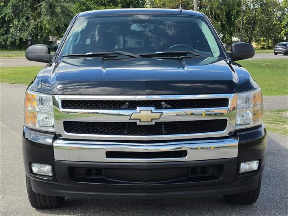 2010 Chevrolet Silverado 2nd Gen - Image 3 of 31