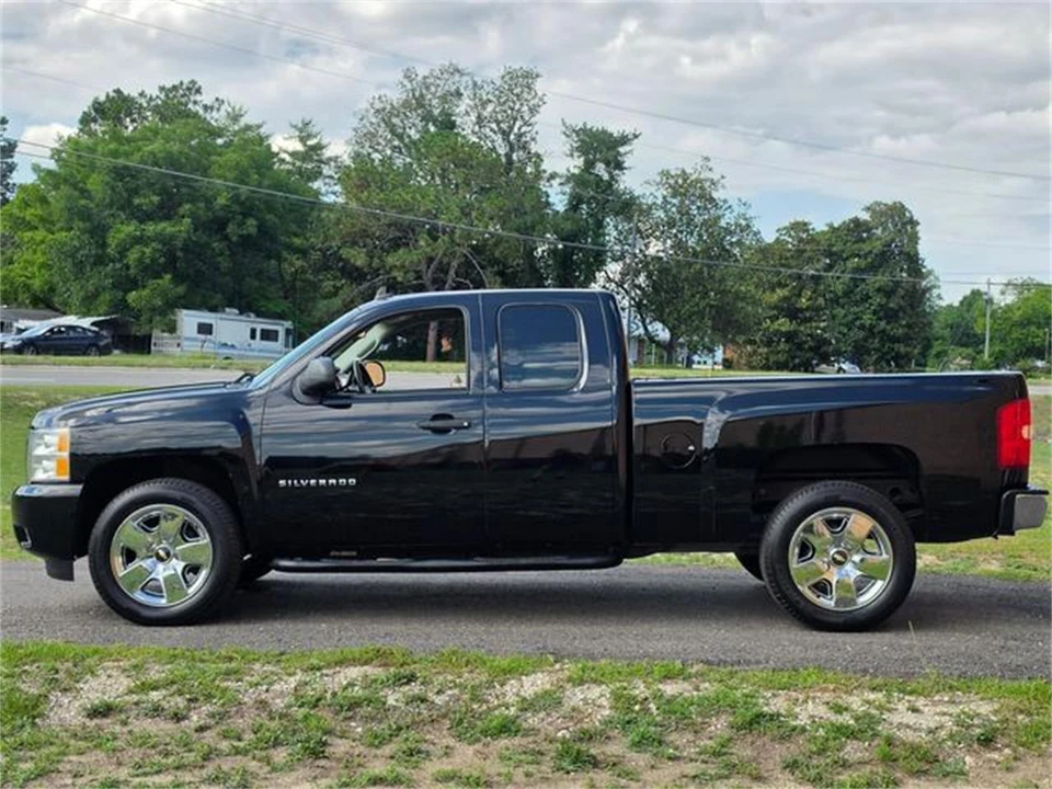 2010 Chevrolet Silverado 2nd Gen - Image 12 of 31
