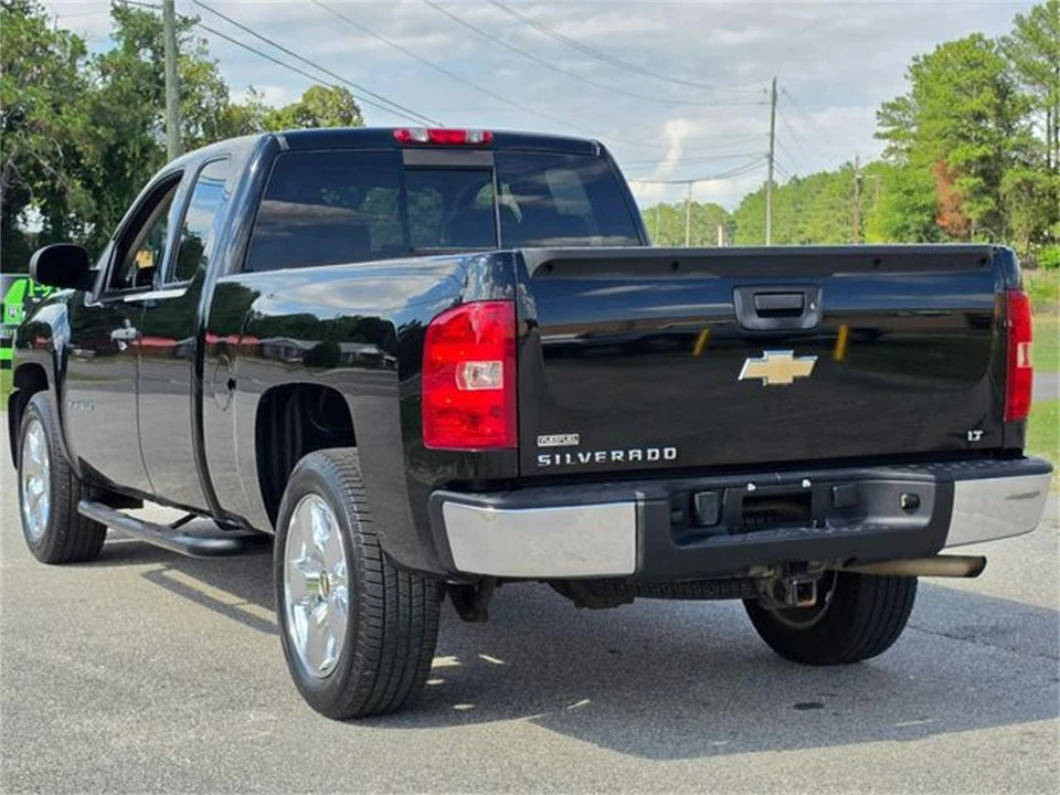 2010 Chevrolet Silverado 2nd Gen - Image 10 of 31