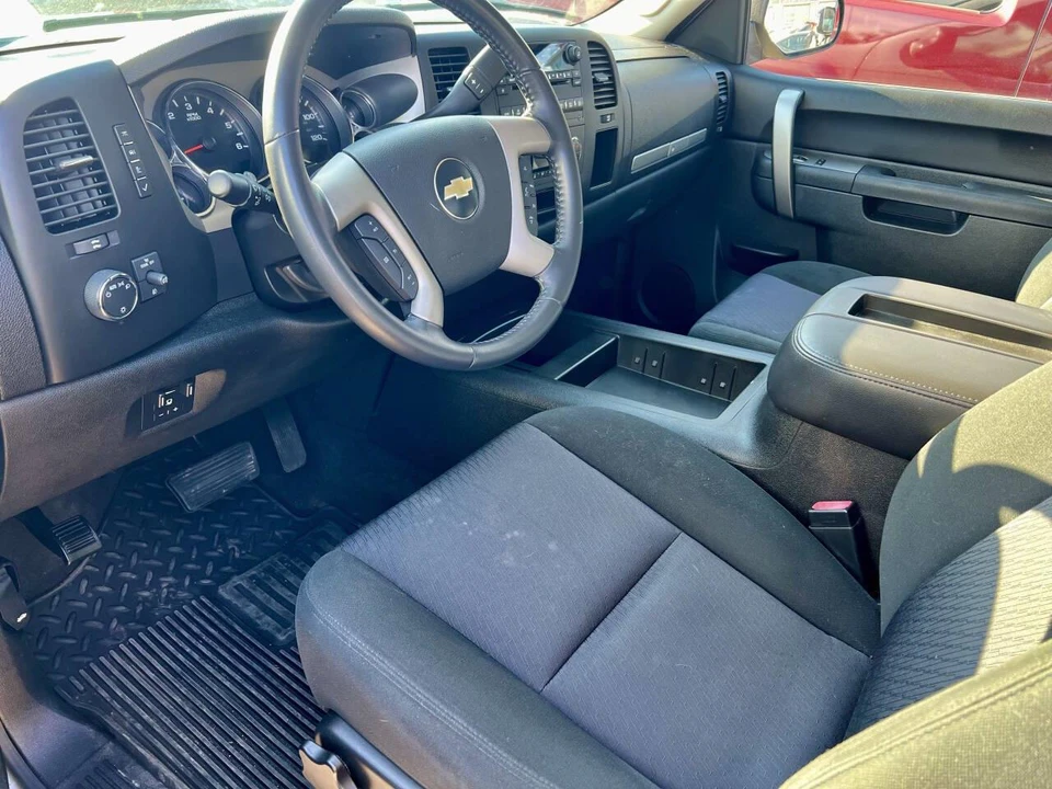 2010 Chevrolet Silverado 2nd Gen - Image 20 of 25