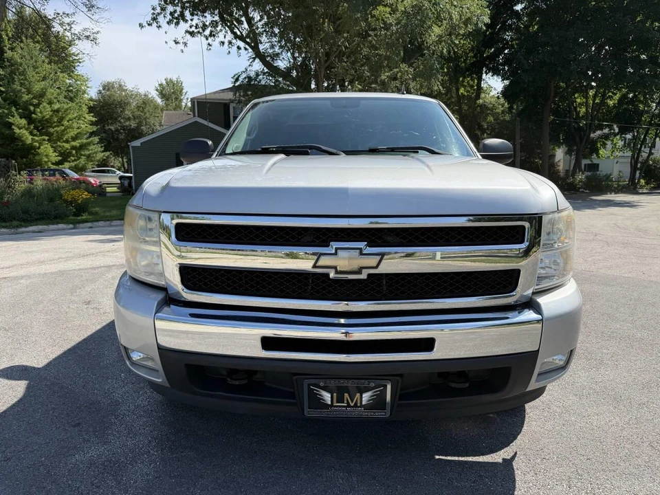 2010 Chevrolet Silverado 2nd Gen - Image 3 of 25