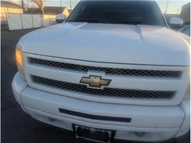 2010 Chevrolet Silverado 2nd Gen - Image 2 of 10