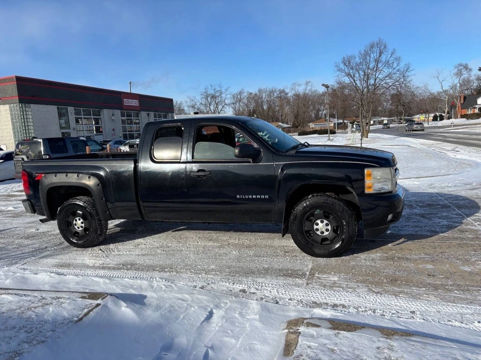 2010 Chevrolet Silverado 2nd Gen - Image 11 of 15