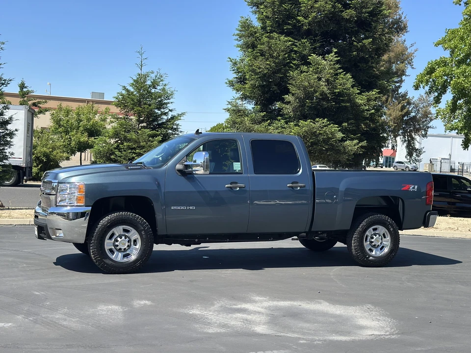 2010 Chevrolet Silverado Heavy Duty 2nd Gen - Image 6 of 31
