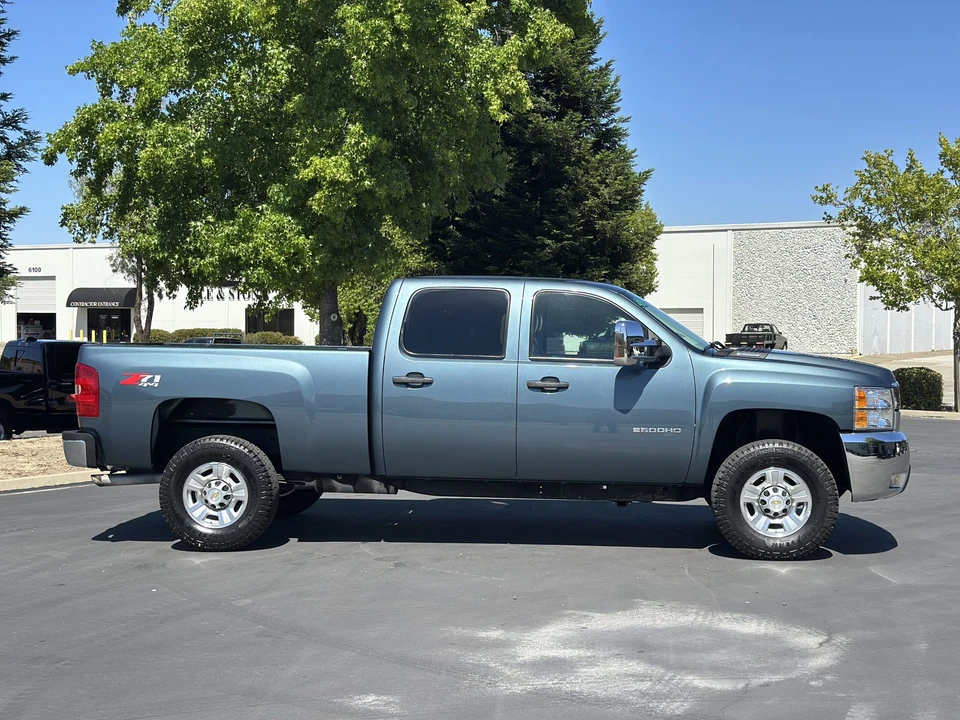 2010 Chevrolet Silverado Heavy Duty 2nd Gen - Image 26 of 31