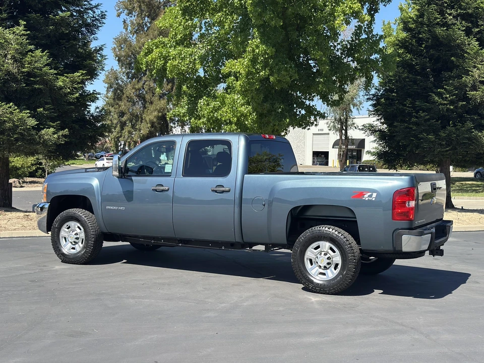 2010 Chevrolet Silverado Heavy Duty 2nd Gen - Image 11 of 31