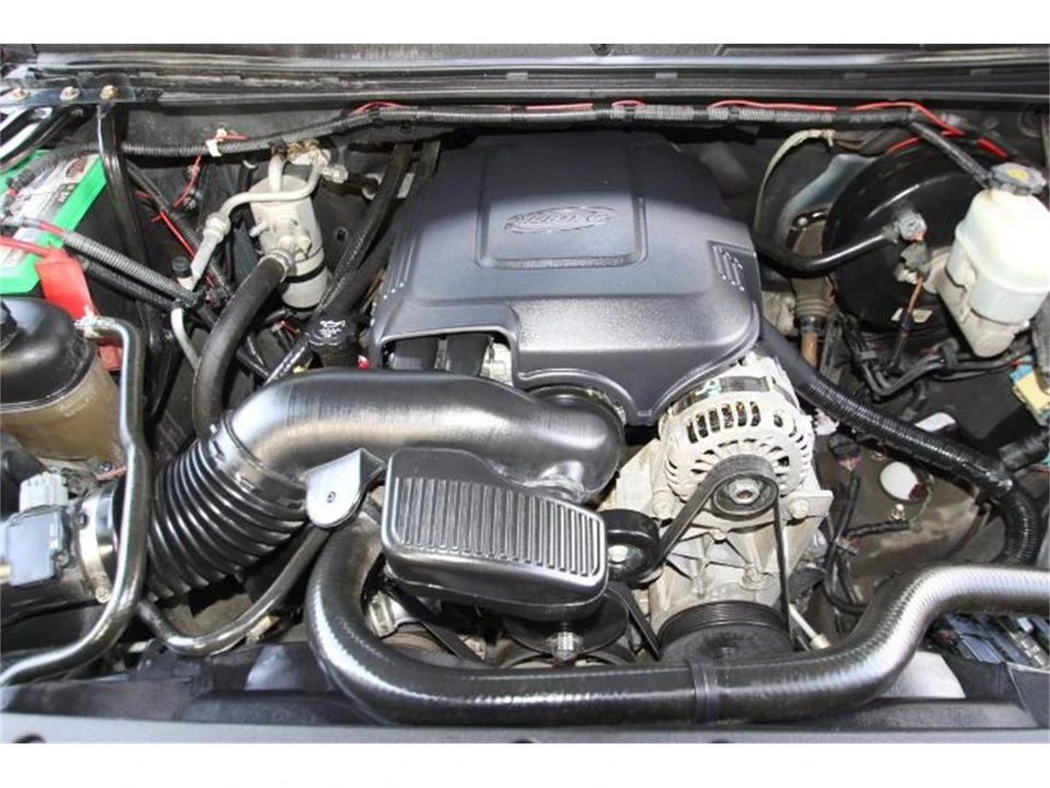 2010 Chevrolet Silverado 2nd Gen - Image 2 of 18