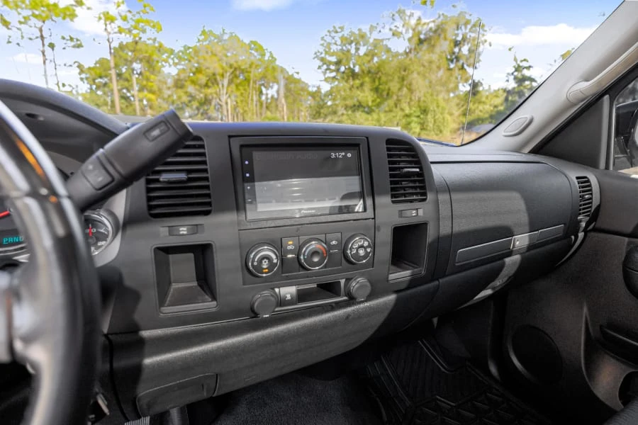 2010 Chevrolet Silverado 2nd Gen - Image 14 of 17