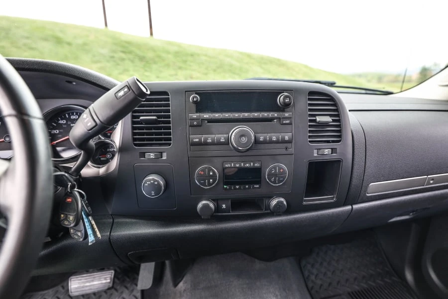 2010 Chevrolet Silverado 2nd Gen - Image 14 of 31