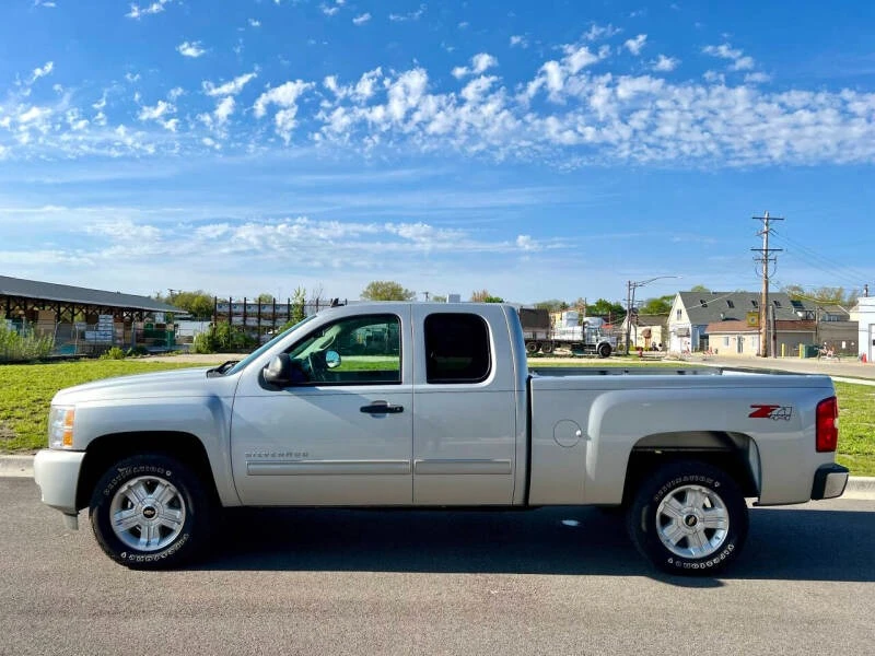 2010 Chevrolet Silverado 2nd Gen - Image 5 of 20