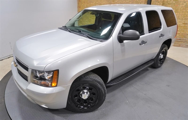 2010 Chevrolet Tahoe 3rd Gen - Image 2 of 12
