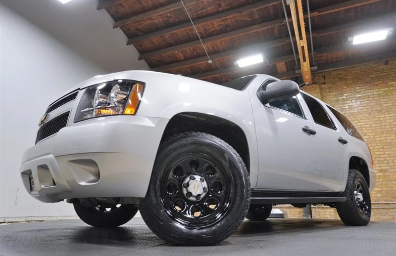 2010 Chevrolet Tahoe 3rd Gen - Image 3 of 12