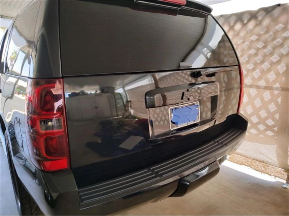 2010 Chevrolet Tahoe 3rd Gen - Image 2 of 9