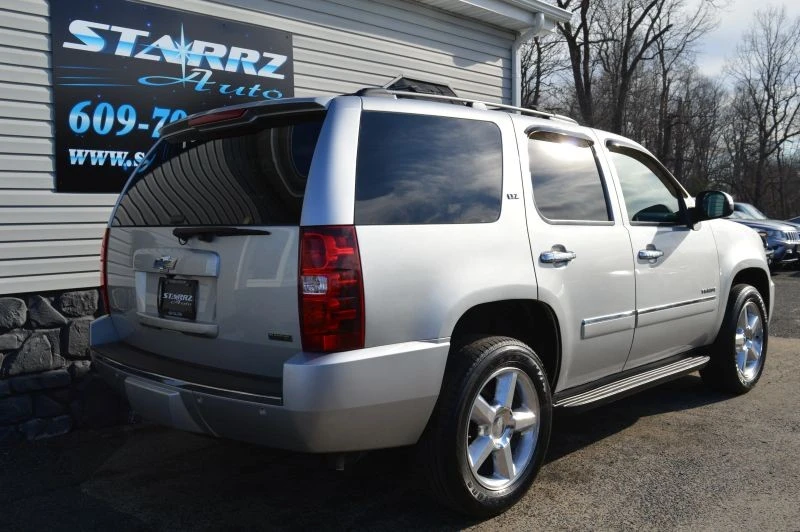 2010 Chevrolet Tahoe 3rd Gen - Image 5 of 12