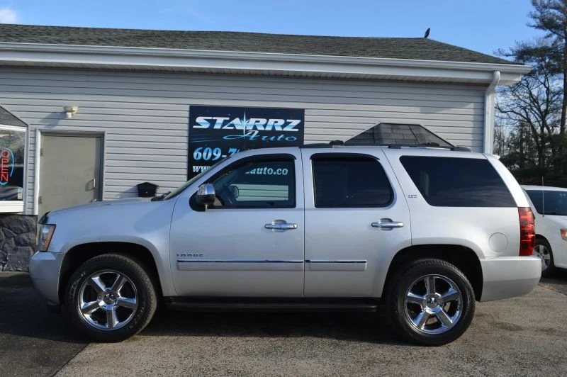 2010 Chevrolet Tahoe 3rd Gen - Image 2 of 12