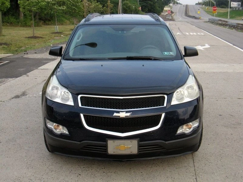 2010 Chevrolet Traverse - Image 5 of 12