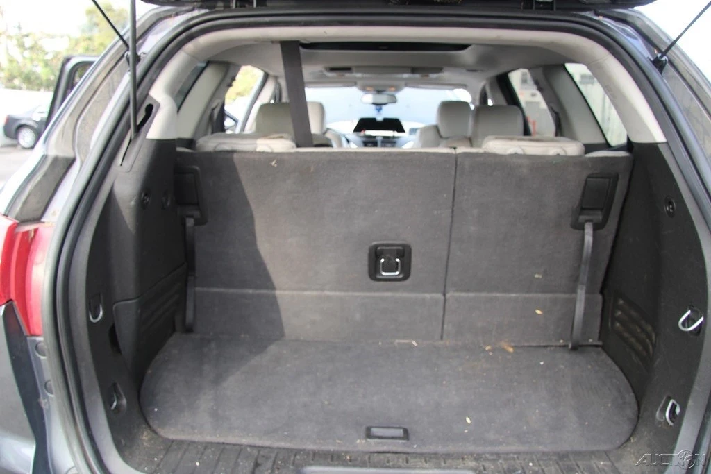 2010 Chevrolet Traverse - Image 21 of 21