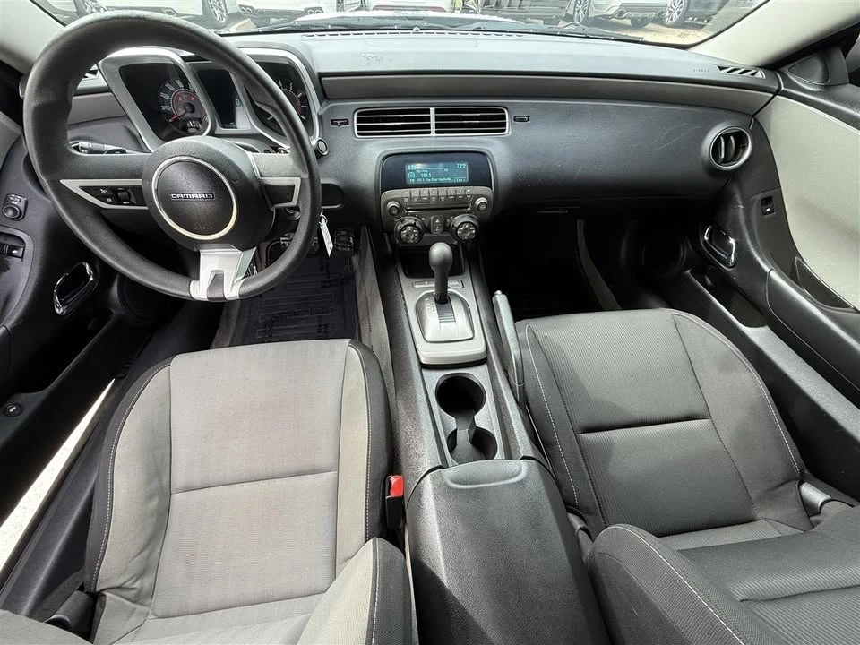 2010 Chevrolet Camaro 5th Gen - Image 11 of 17