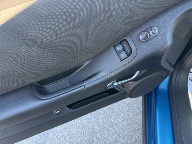 2010 Chevrolet Camaro 5th Gen - Image 12 of 17