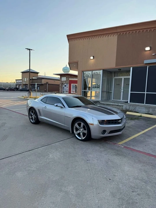 2010 Chevrolet Camaro 5th Gen - Image 4 of 13