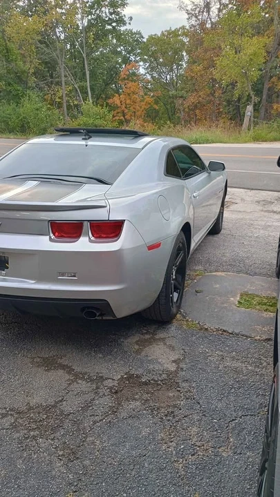 2010 Chevrolet Camaro 5th Gen - Image 8 of 11