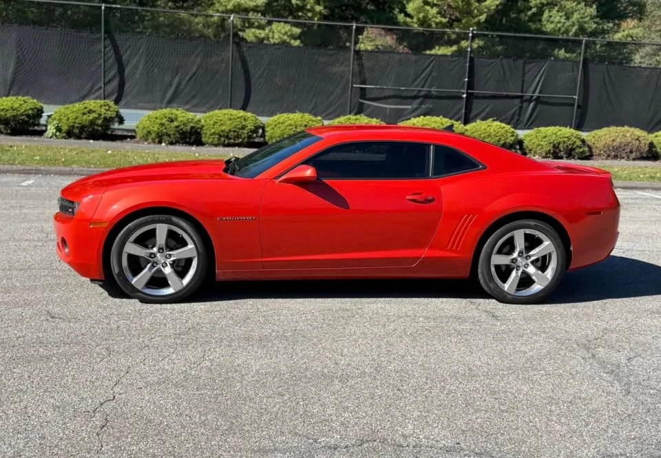 2010 Chevrolet Camaro 5th Gen - Image 2 of 14
