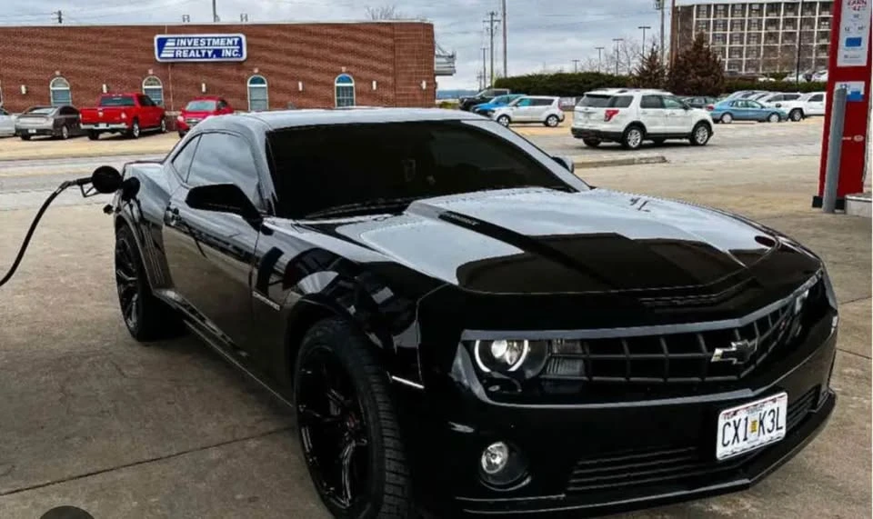 2010 Chevrolet Camaro 5th Gen - Image 2 of 2
