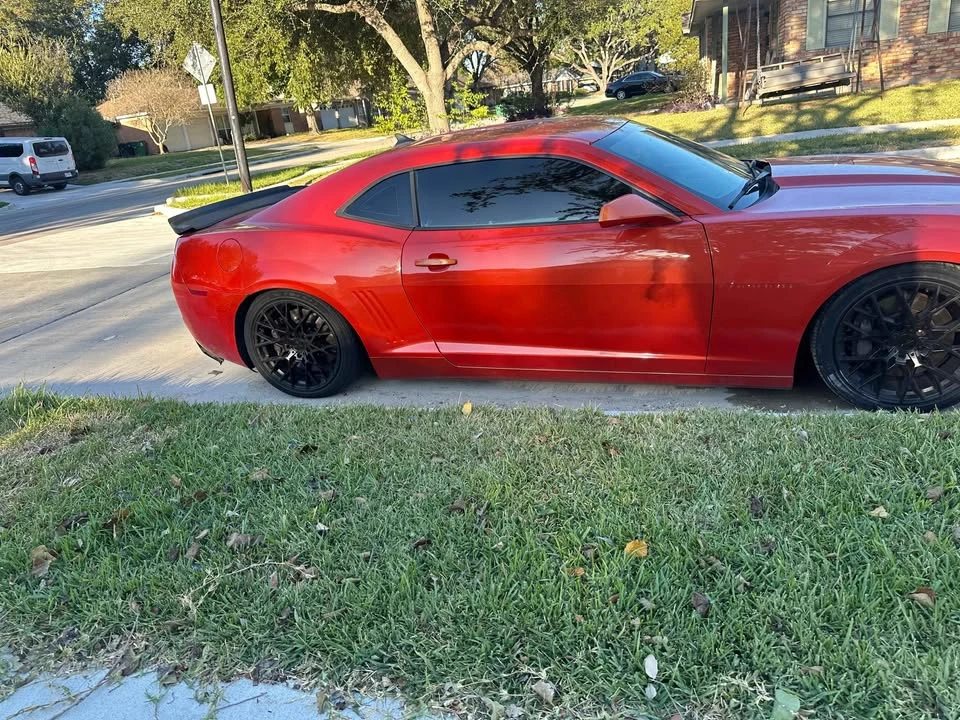 2010 Chevrolet Camaro SS 5th Gen - Image 2 of 9