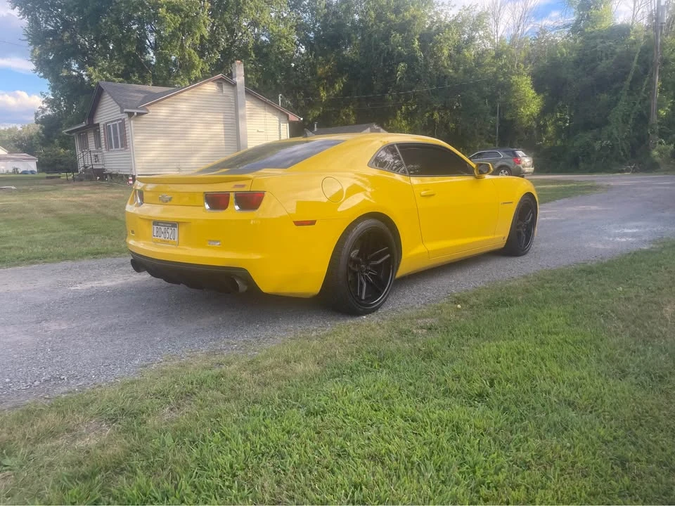 2010 Chevrolet Camaro SS 5th Gen - Image 4 of 5